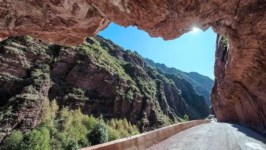 gorges-daluis-cyan-route