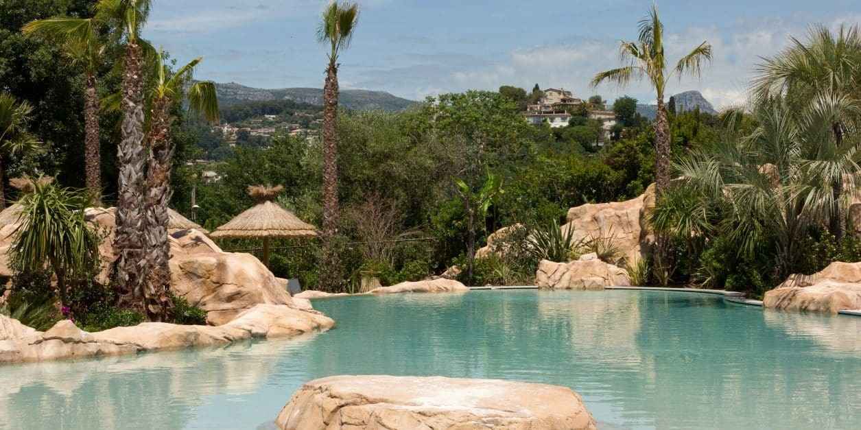 domaine-du-mas-de-pierre-saint-paul-de-vence-lagon