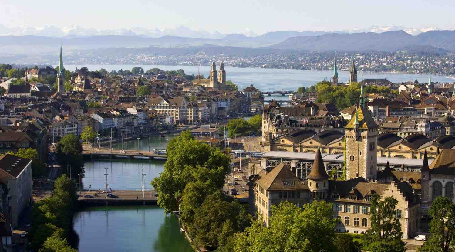 Zurich-City-and-Mountains-View
