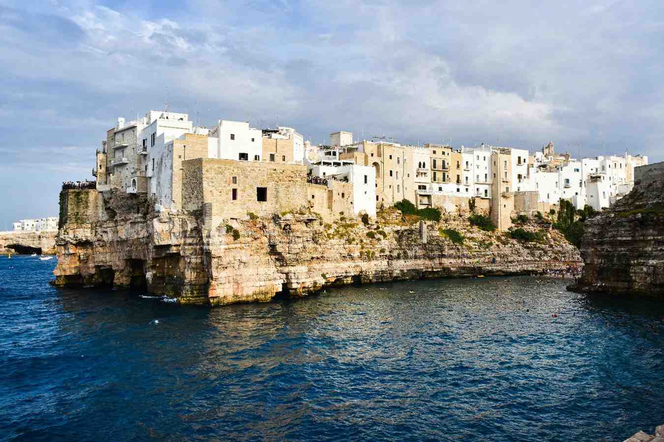 puglia-coastal-houses